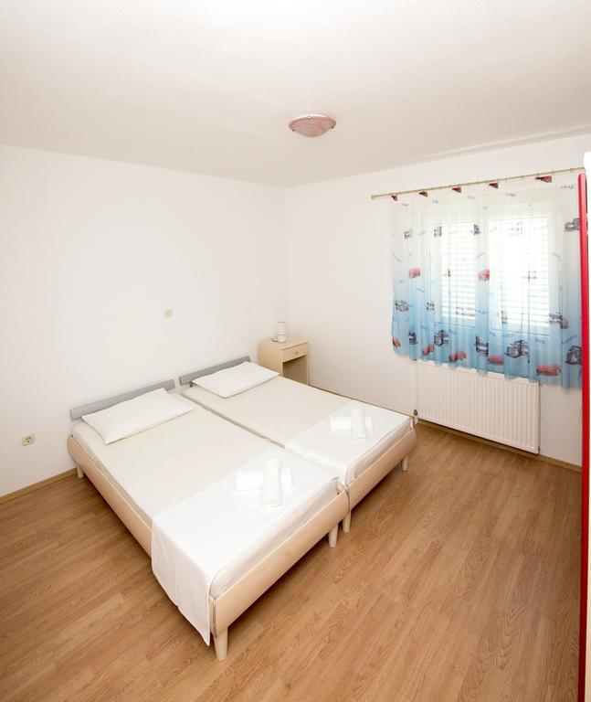 Apartments Meri Trogir Oda fotoğraf