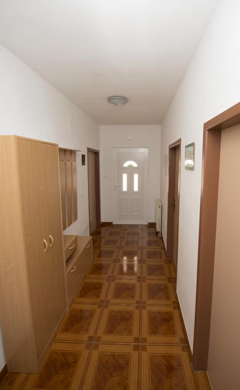 Apartments Meri Trogir Oda fotoğraf