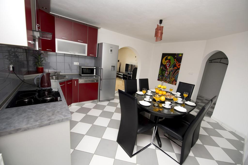 Apartments Meri Trogir Oda fotoğraf